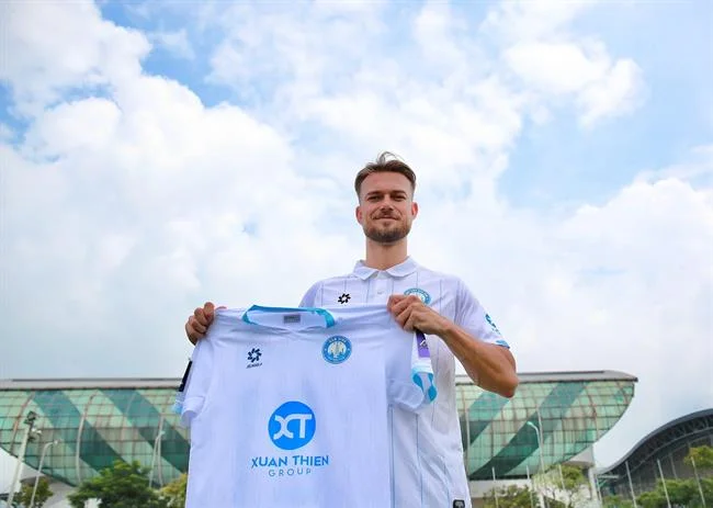 Hình ảnh minh họa bảo mật mạng với các biểu tượng mã hóa và kết nối an toàn